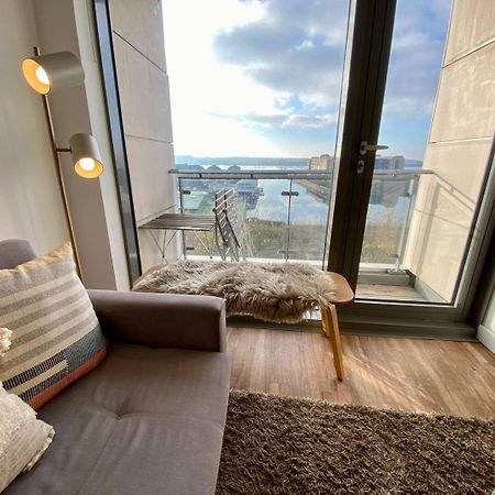 Stunning Mersey View Flat W Parking In Liverpool Esterno foto