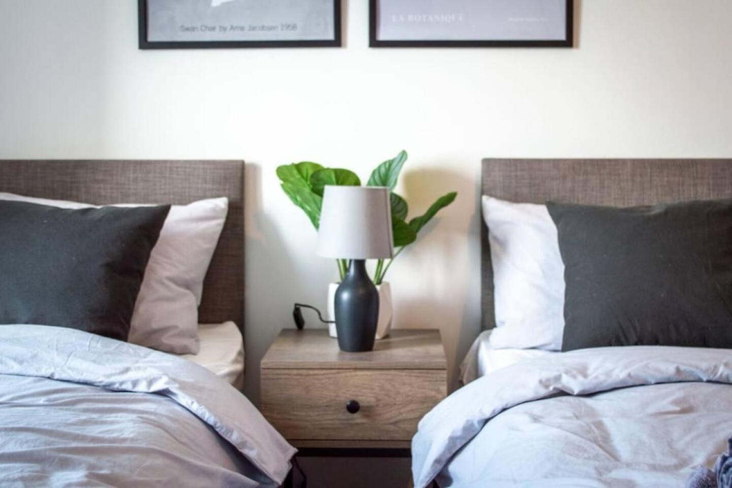 Stunning Mersey View Flat W Parking In Liverpool Esterno foto