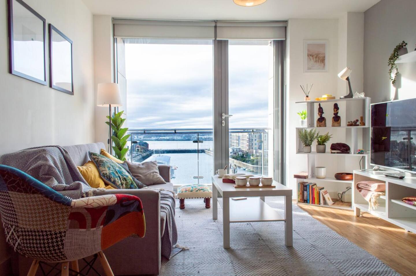 Stunning Mersey View Flat W Parking In Liverpool Esterno foto